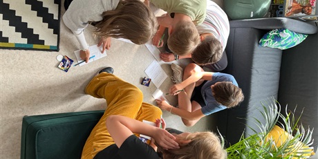 Powiększ grafikę: dzien-kropki-639268.jpg