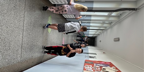 Powiększ grafikę: dzien-kropki-639269.jpg