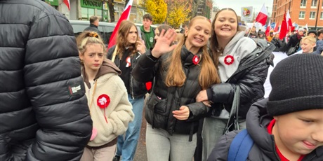 Powiększ grafikę: Parada z okazji Dnia Niepodległości.